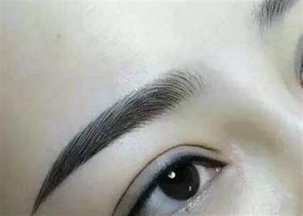 纹<a href=http://www.washiqing.com/listinfo-705-0.html target=_blank class=infotextkey>美瞳线</a>肿了怎样消肿