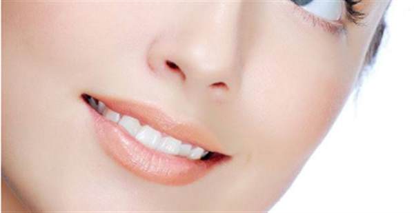 <a href=http://www.washiqing.com/listinfo-828-0.html target=_blank class=infotextkey>牙齿美白</a>对身体会产生哪些危害