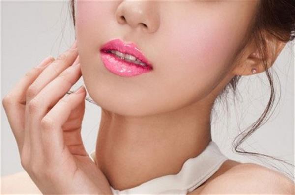 打<a href=http://www.washiqing.com/listinfo-631-0.html target=_blank class=infotextkey>瘦脸</a><a href=http://www.washiqing.com/listinfo-614-0.html target=_blank class=infotextkey>除皱</a>有什么优点呢
